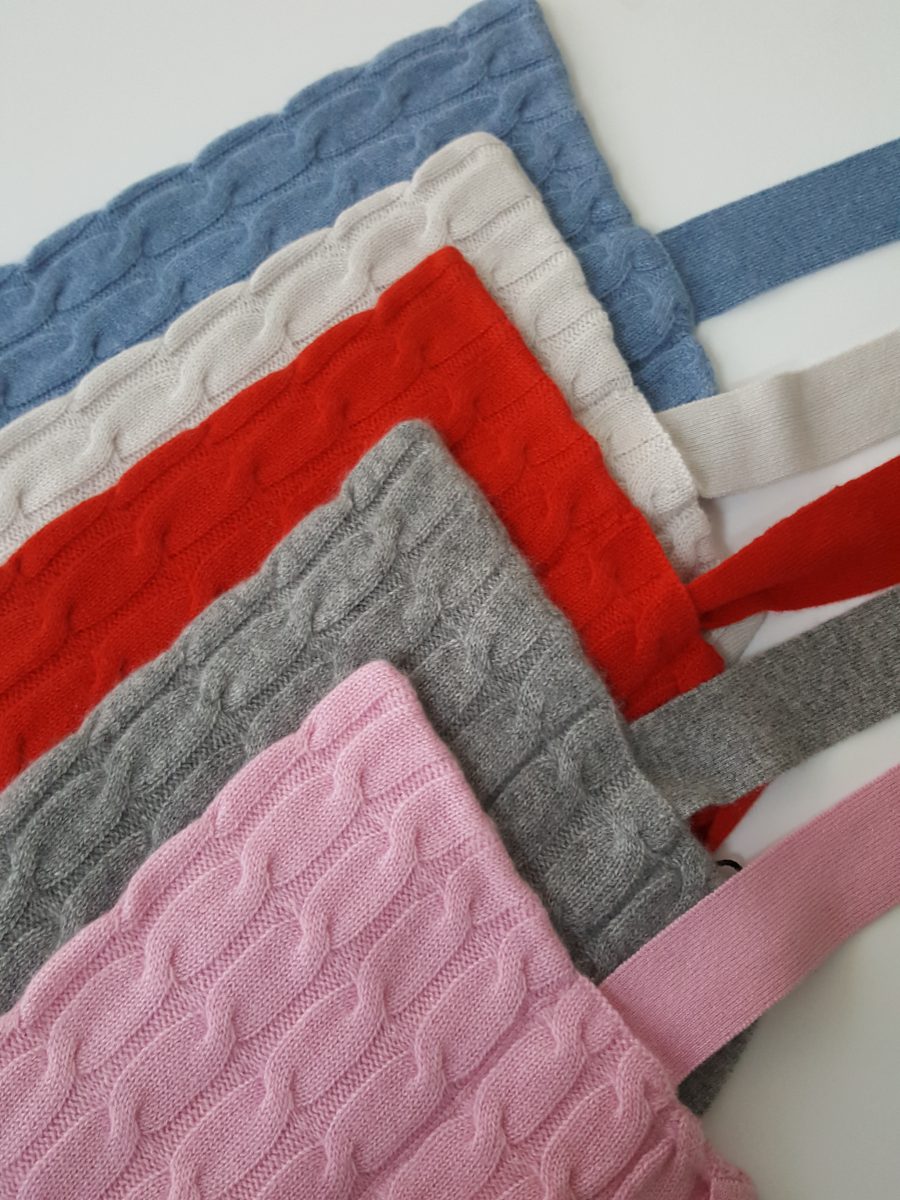 Cashmere ©Neckwarmer designed by „Dirndlmacherei Austria“ blau