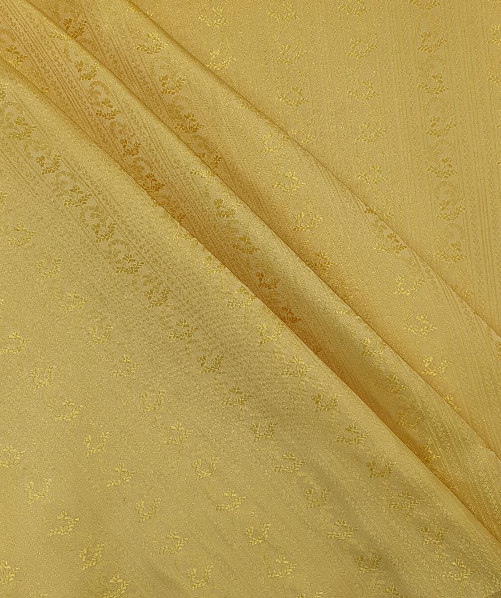 Original Schürzenstoff der Klosterneuburger Tracht aus goldgelber Seide