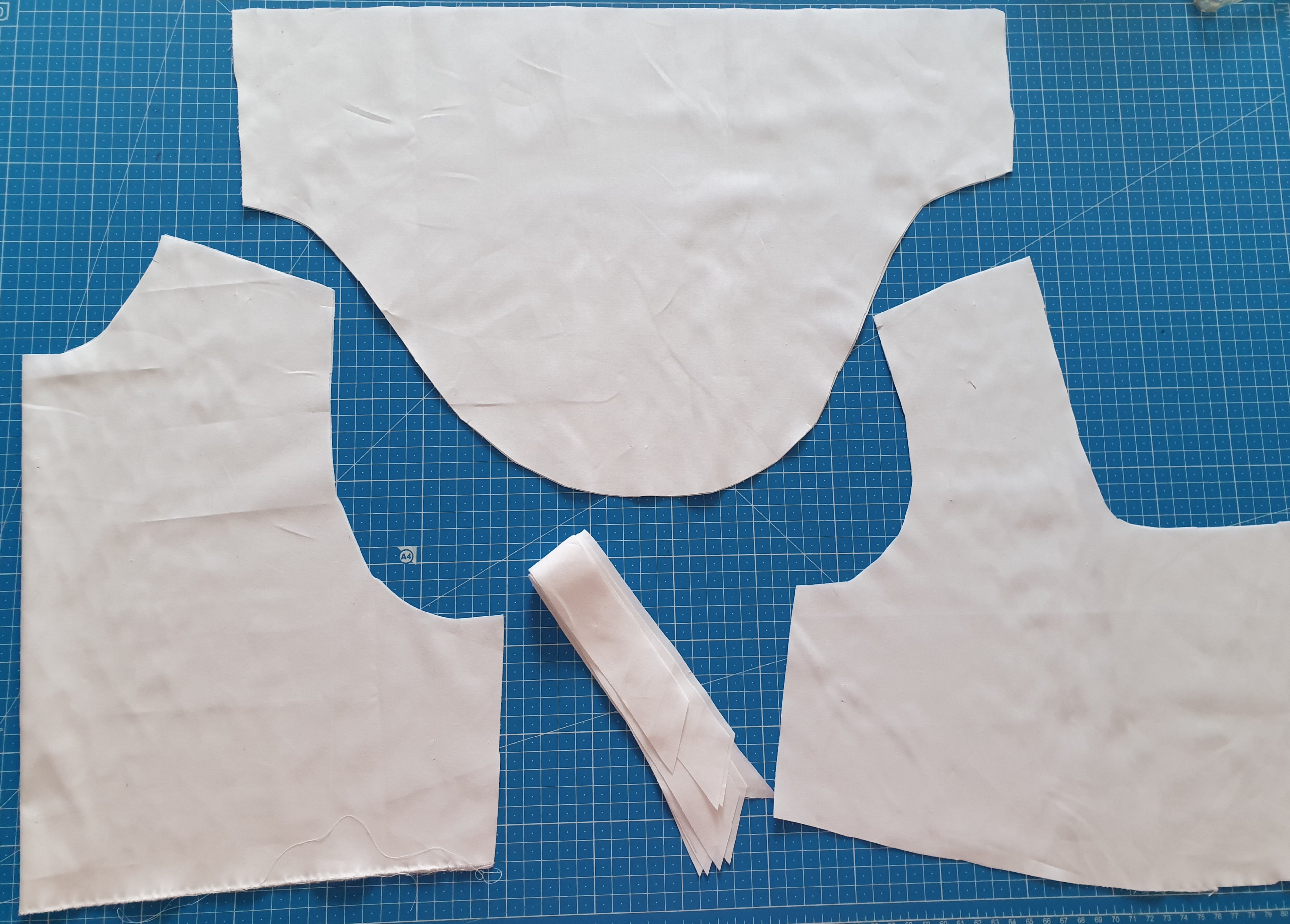 Dirndlbluse "Rosenrot" Schnittmuster - Größe 36-44